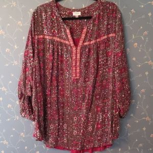 Avenue size 30/32 Top Silky Rayon front, knit back